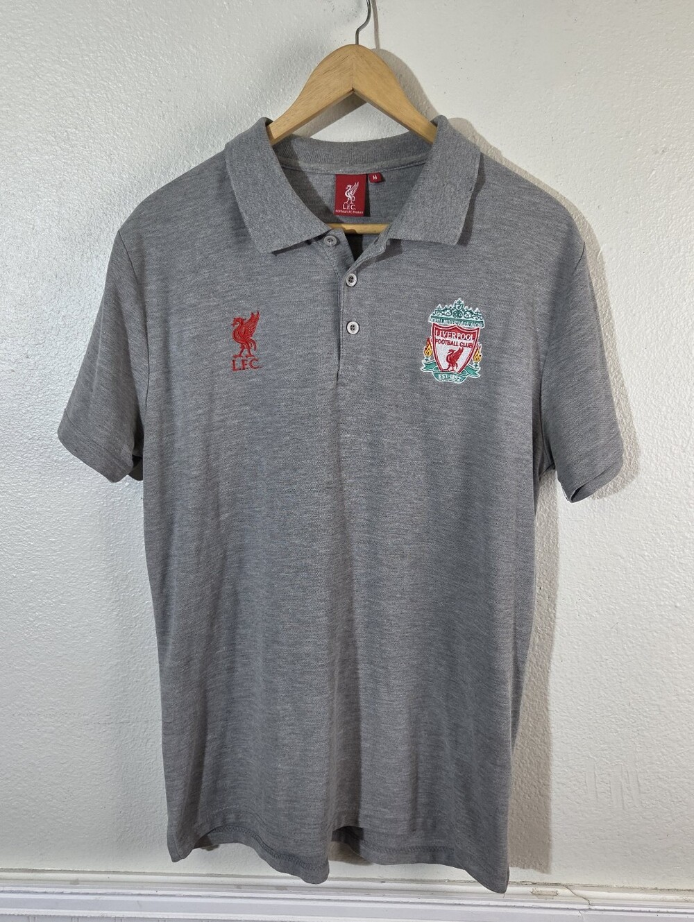 Liverpool FC Polo Shirt Men's M Gray Grey Embroidered Crest LFC Official 2012
